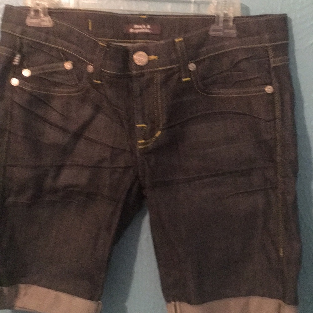 Rock and republic short new with out tags, 29